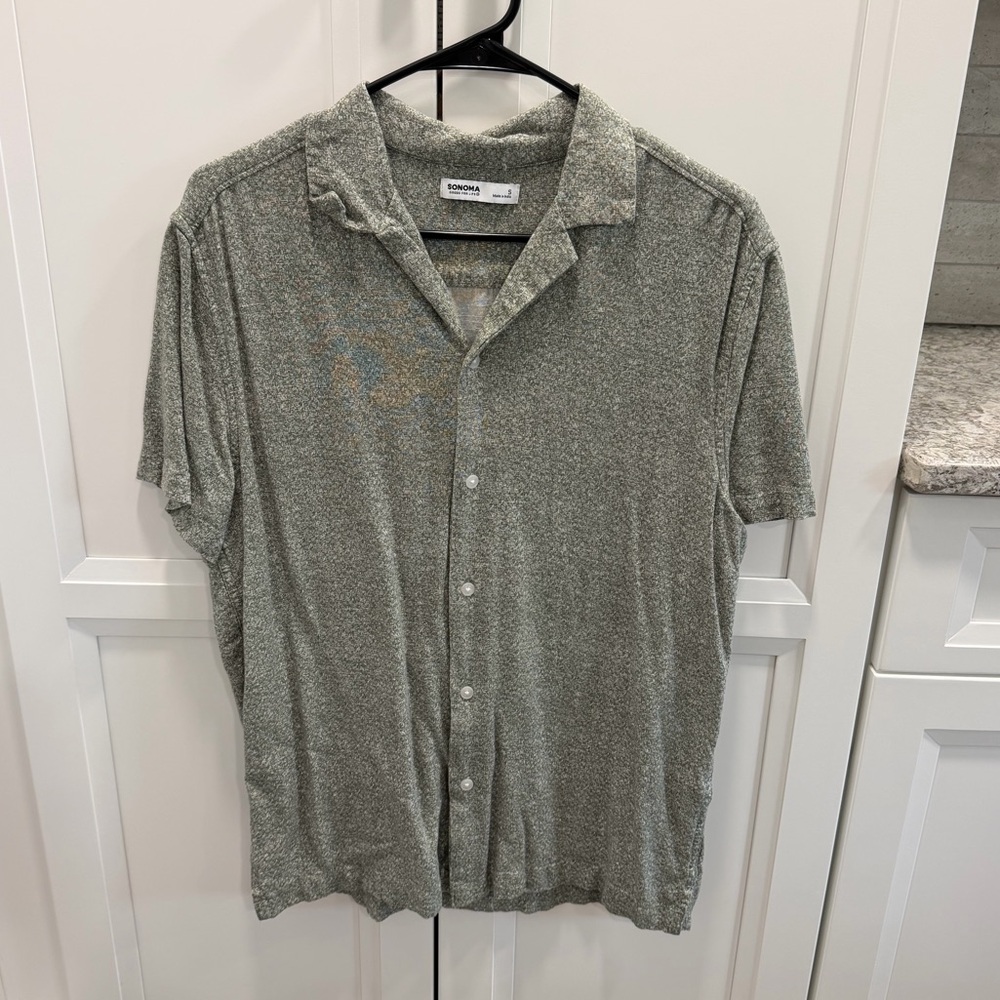 Sonoma green button up shirt